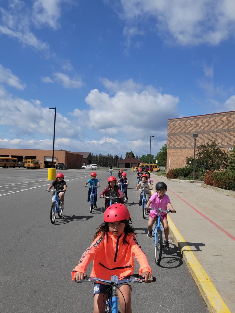 Students using bike fleet for bike safety